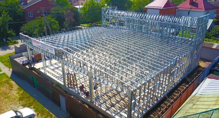 Торгово-офисное здание: 520м²